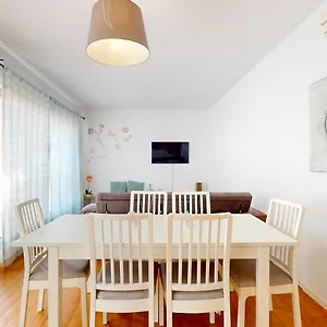 https://happy-building-by-friendly-moments-lisbon-1990-605.hotels-lisbon-portugal.com