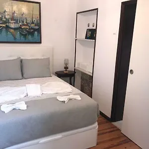 https://agulheiros-alfama-center-district.hotels-lisbon-portugal.com